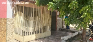 Pequena casa próximo a pousada Max em C. Novos R$-110.000,00